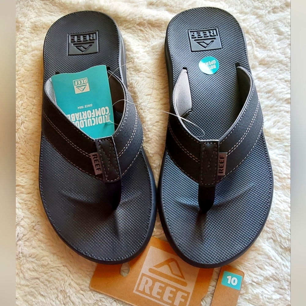 🌺 NWT Men's REEF Black Yoga Foam Flip Flops - Picture 2 of 10